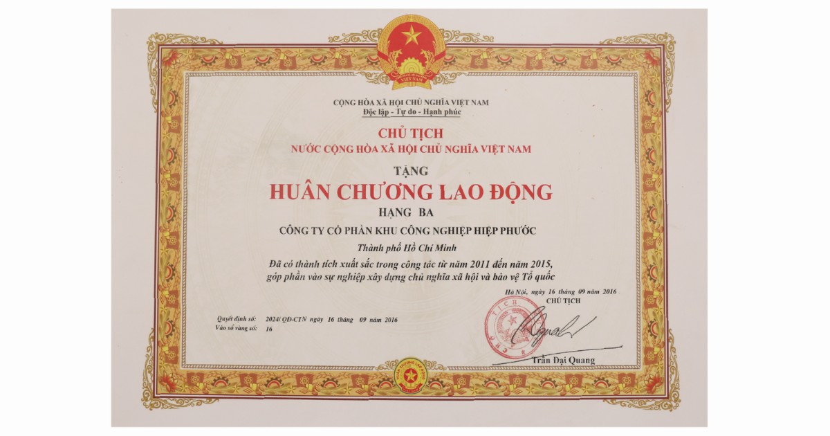 Hiep Phuoc Industrial Park Joint Stock Company received the 3rd Class Labor Medal | Hiep Phuoc Industrial Park Joint Stock Company