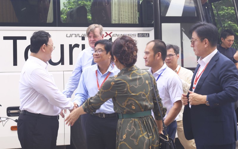 Đoàn Đại Biểu Diễn Đàn Kinh Tế Tp.hcm 2023 Đến Thăm Kcn Hiệp Phước | Hiep Phuoc Industrial Park Joint Stock Company