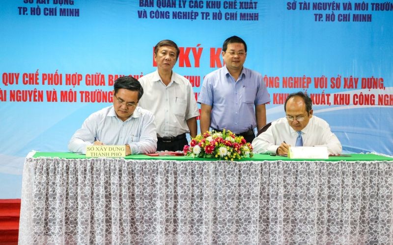 Hình Ảnh Lễ Ký Kết Quy Chế Phối Hợp Hepza - Sở Xây Dựng - Sở Tài Nguyên - Môi Trường | Hiep Phuoc Industrial Park Joint Stock Company