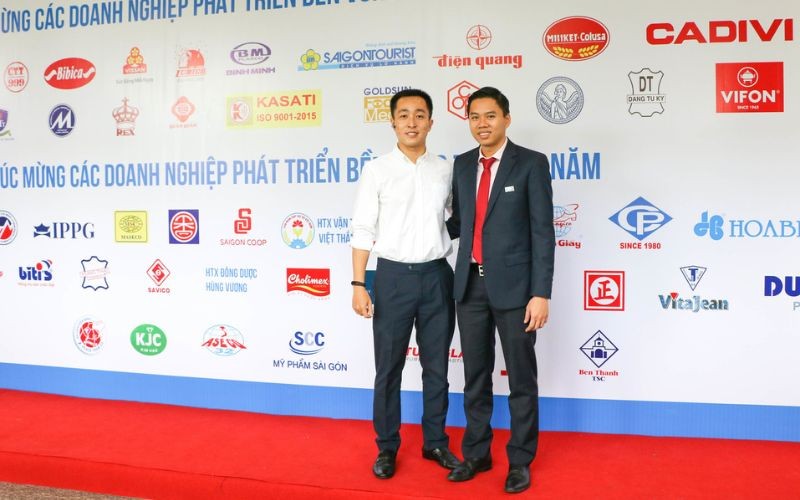 Hình Ảnh Lễ Tôn Vinh Doanh Nghiệp Tiêu Biểu 2017 | Hiep Phuoc Industrial Park Joint Stock Company