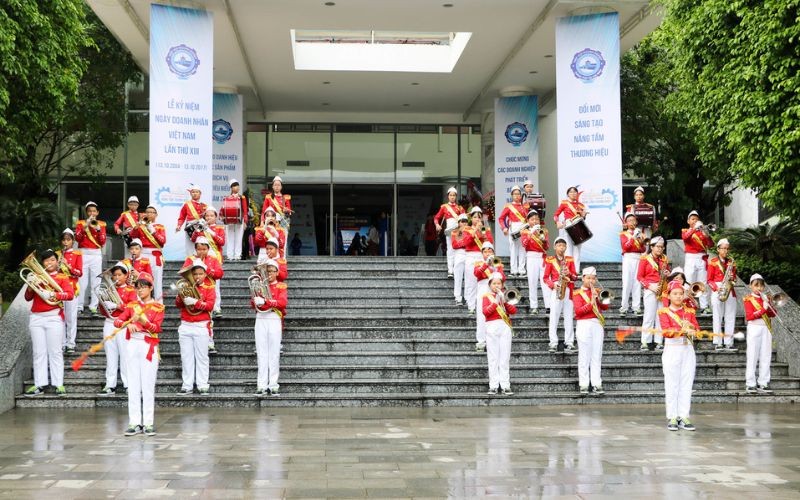 Hình Ảnh Lễ Tôn Vinh Doanh Nghiệp Tiêu Biểu 2017 | Hiep Phuoc Industrial Park Joint Stock Company