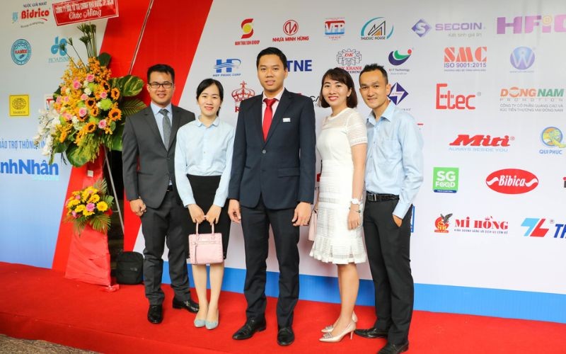 Hình Ảnh Lễ Tôn Vinh Doanh Nghiệp Tiêu Biểu 2017 | Hiep Phuoc Industrial Park Joint Stock Company
