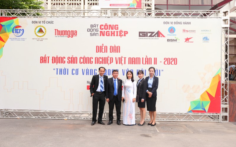 Hipc Tham Dự Diễn Đàn Bđs Công Nghiệp Việt Nam 2020 | Hiep Phuoc Industrial Park Joint Stock Company