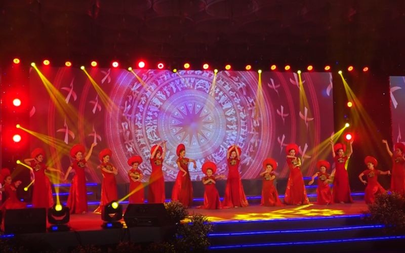 Khu Công Nghiệp Hiệp Phước Đồng Hành Cùng Lễ Trao Giải Thưởng Doanh Nhân Trẻ Xuất Sắc Tp. Hcm Lần 10 - Năm 2018 | Hiep Phuoc Industrial Park Joint Stock Company