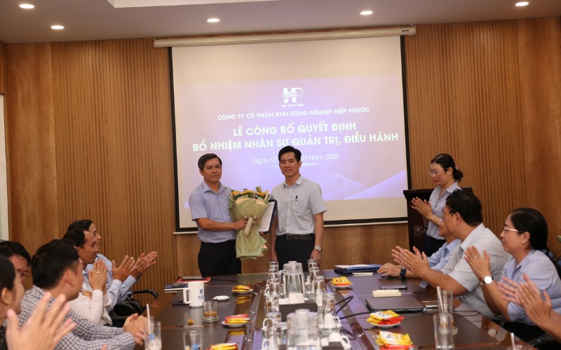 Lễ Công Bố Quyết Định Bổ Nhiệm Nhân Sự Quản Trị, Điều Hành Hipc | Hiep Phuoc Industrial Park Joint Stock Company