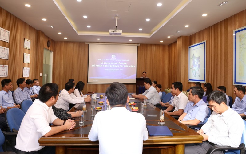 Lễ Công Bố Quyết Định Bổ Nhiệm Nhân Sự Quản Trị, Điều Hành Hipc | Hiep Phuoc Industrial Park Joint Stock Company