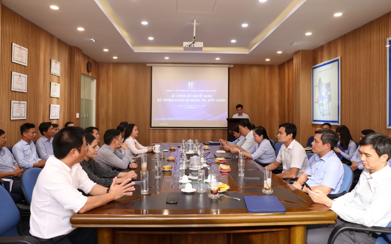 Lễ Công Bố Quyết Định Bổ Nhiệm Nhân Sự Quản Trị, Điều Hành Hipc | Hiep Phuoc Industrial Park Joint Stock Company
