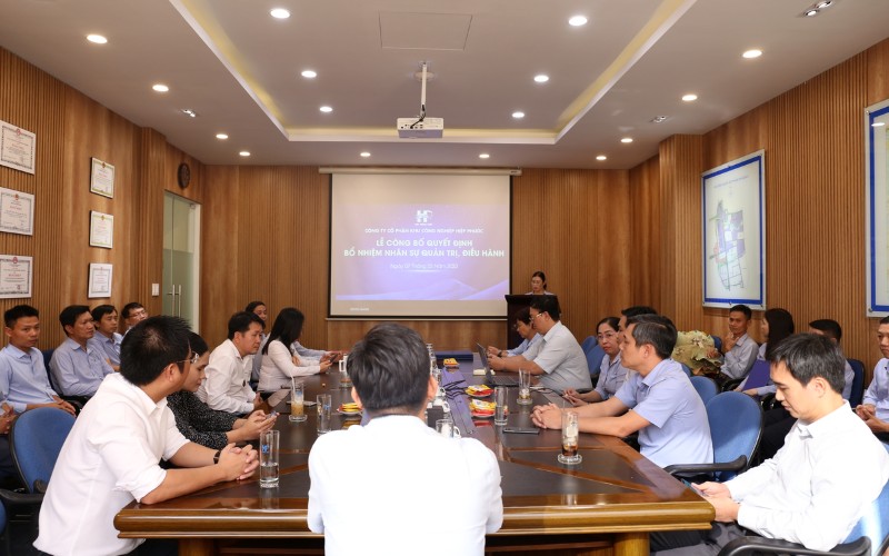 Lễ Công Bố Quyết Định Bổ Nhiệm Nhân Sự Quản Trị, Điều Hành Hipc | Hiep Phuoc Industrial Park Joint Stock Company