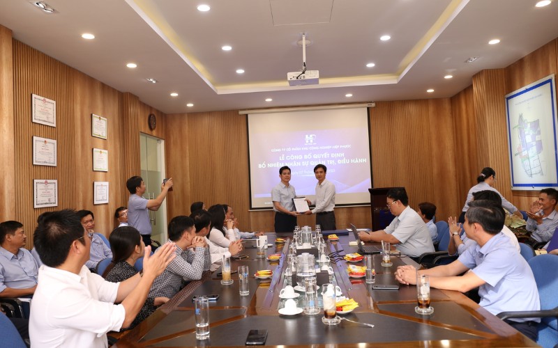 Lễ Công Bố Quyết Định Bổ Nhiệm Nhân Sự Quản Trị, Điều Hành Hipc | Hiep Phuoc Industrial Park Joint Stock Company