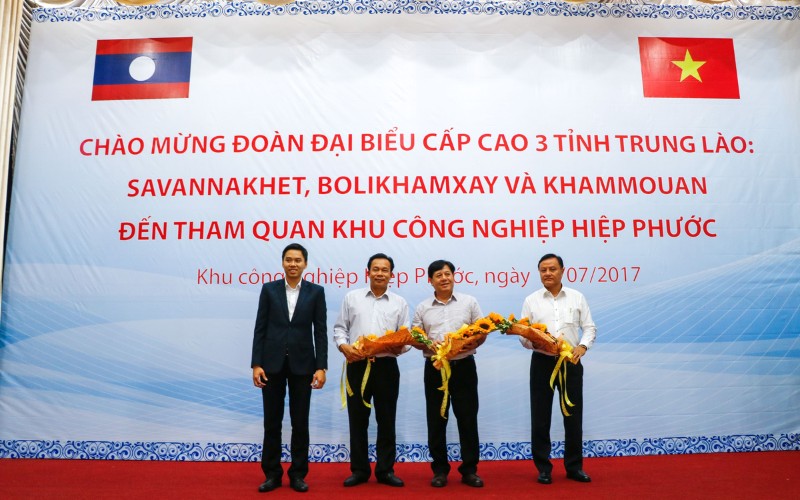High-Level Delegation From 3 Provinces In Lao Pdr To Visit And Work In Hiep Phuoc Industrial Park